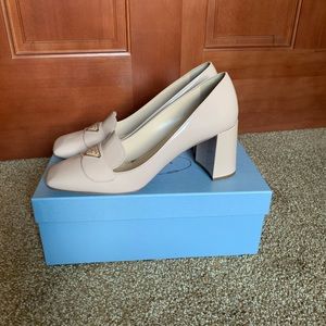 NWT - Prada Patent Nude Block Heel Loafer Pumps - IT 41